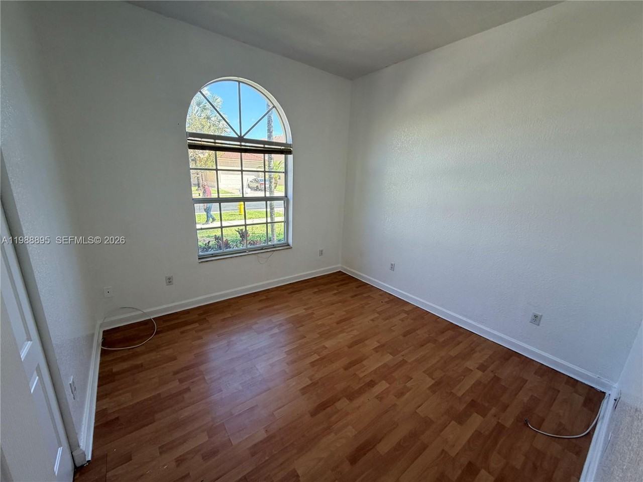 4110 Ne 22nd Ct - Photo 7 of 8