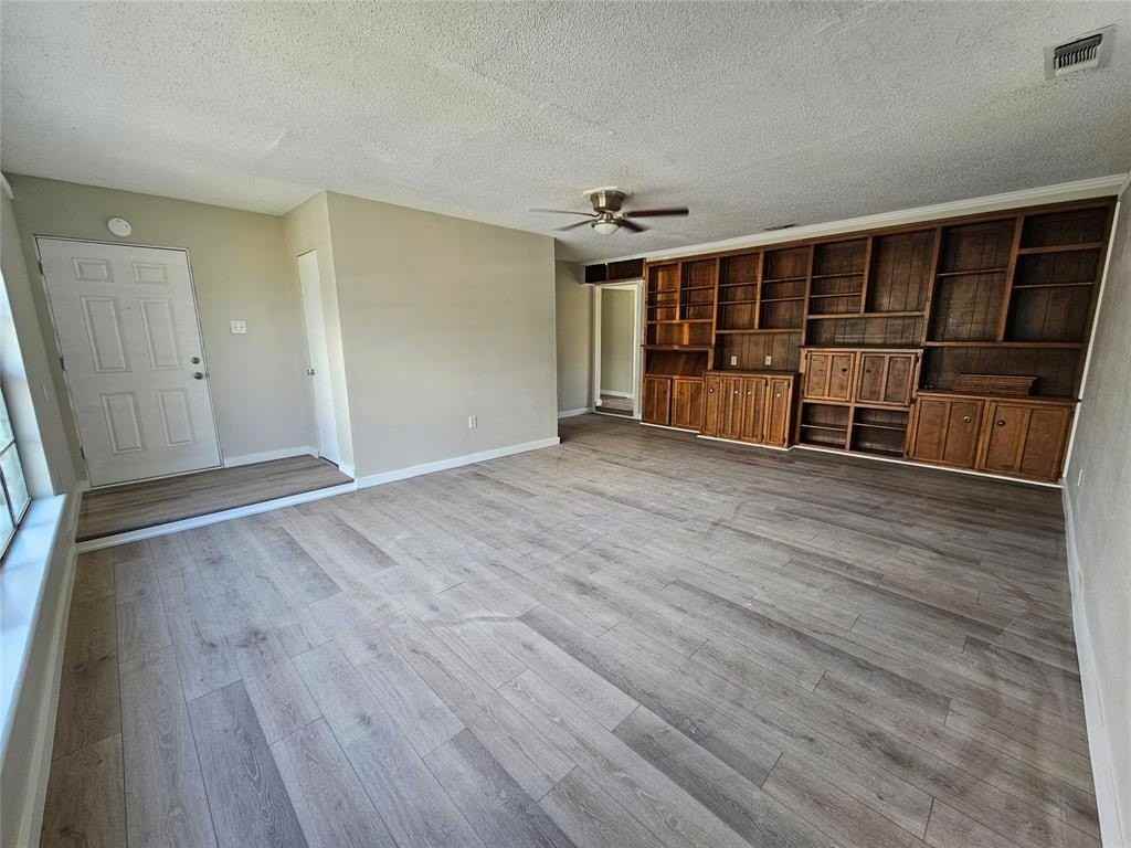 605 White St - Photo 4 of 23