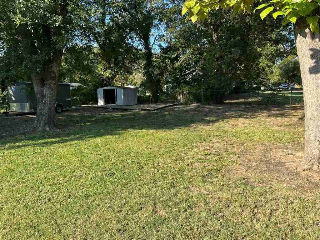 603 N Denton Ave - Photo 4 of 26