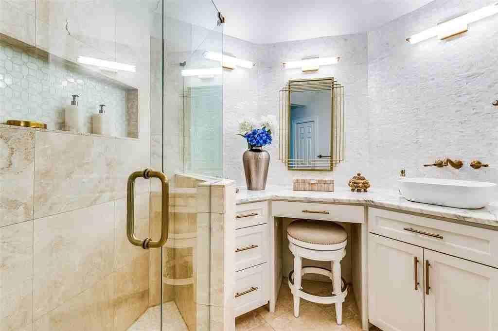 4112 Shadow Gables Dr - Photo 6 of 9