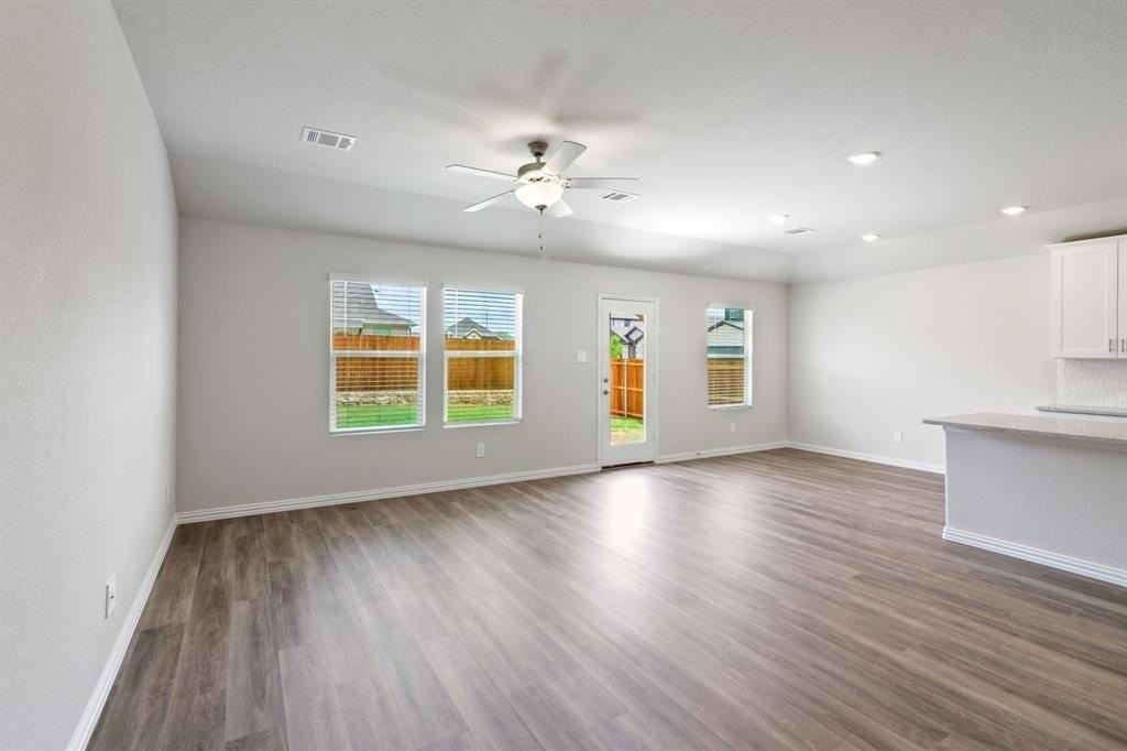 2223 Gustavus Dr - Photo 7 of 14