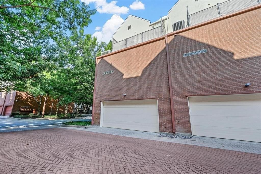 3250 Cambrick St #6 - Photo 3 of 20