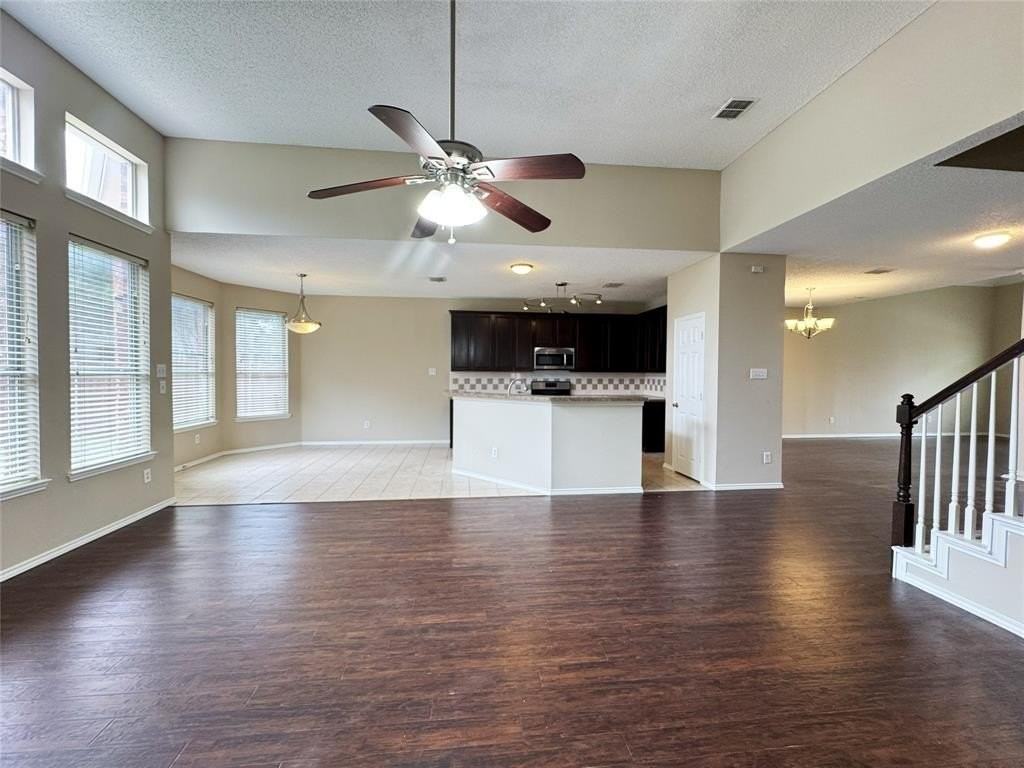 9501 Winter Park Dr - Photo 7 of 22