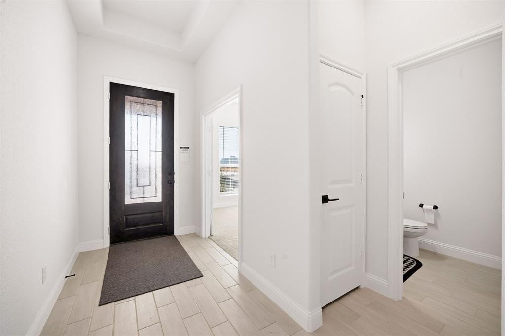 3841 Eagles Bluff Rd - Photo 4 of 36