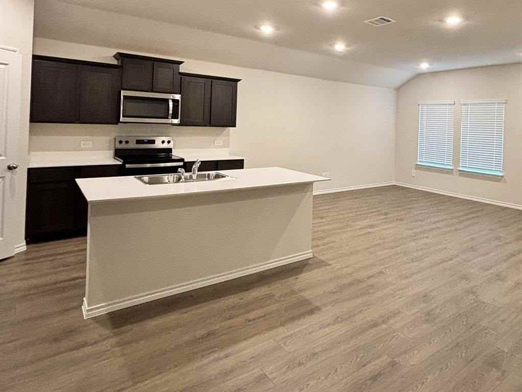 3424 Rendezvous Way - Photo 2 of 12