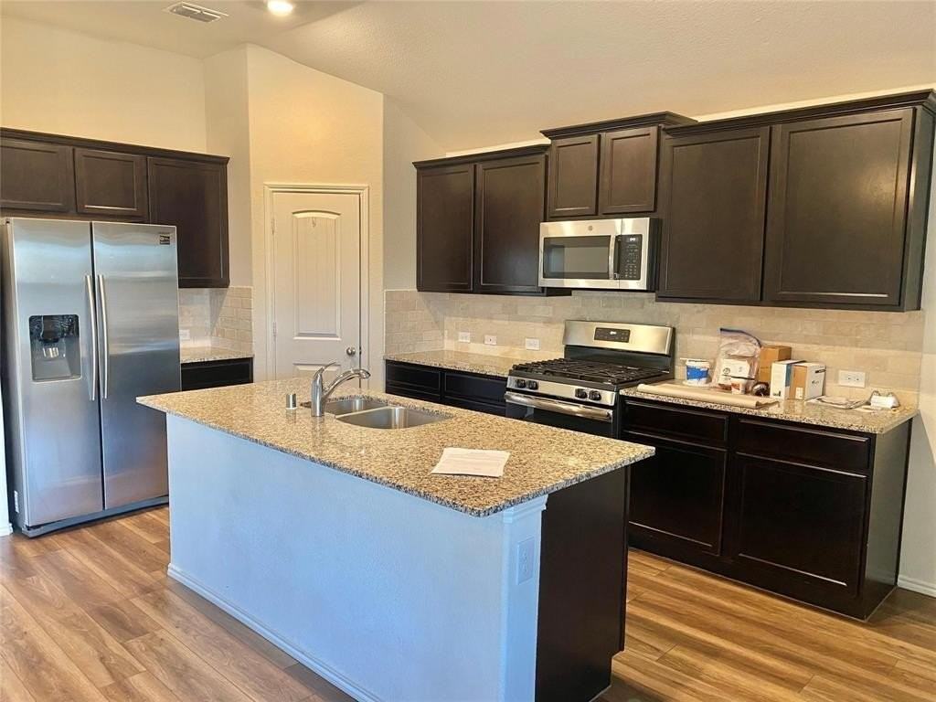 448 Saguaro Dr - Photo 3 of 12