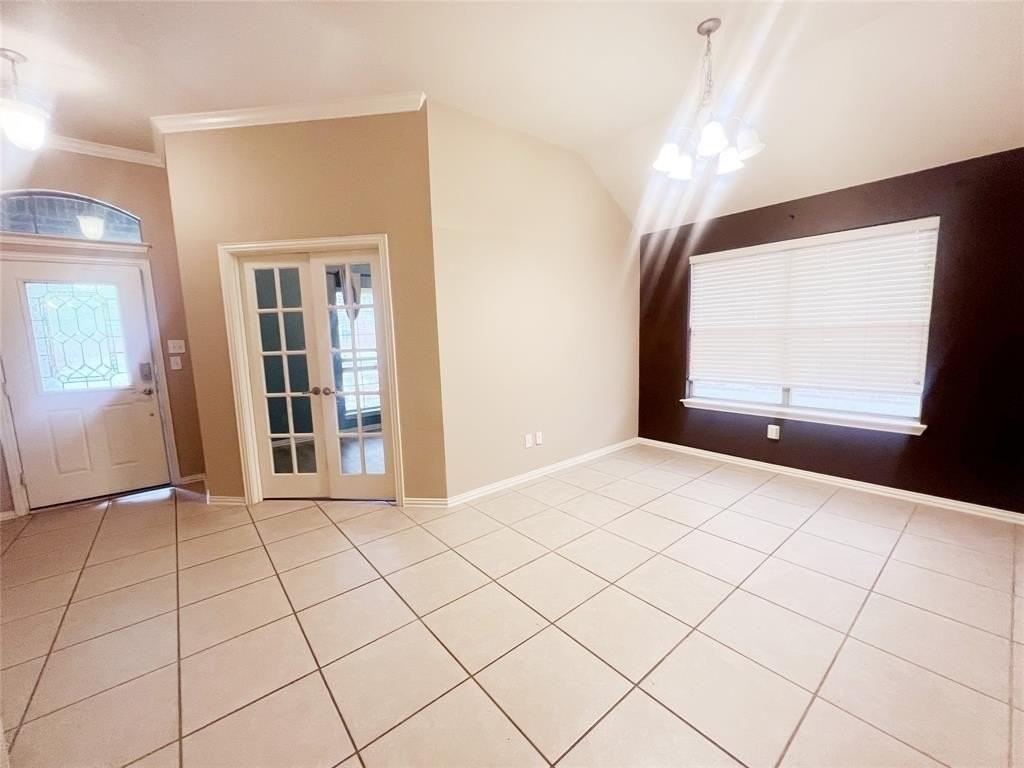 2108 Jonathan Creek Dr - Photo 3 of 19