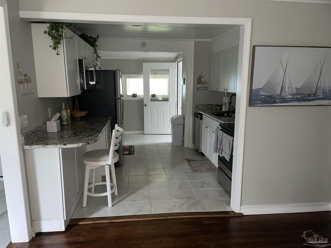 1001 Rue Max St - Photo 5 of 31