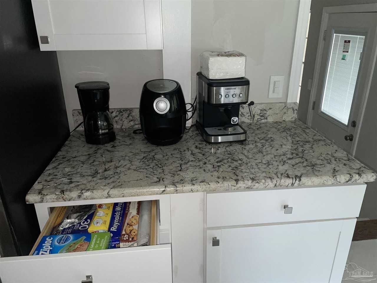 1001 Rue Max St - Photo 7 of 31