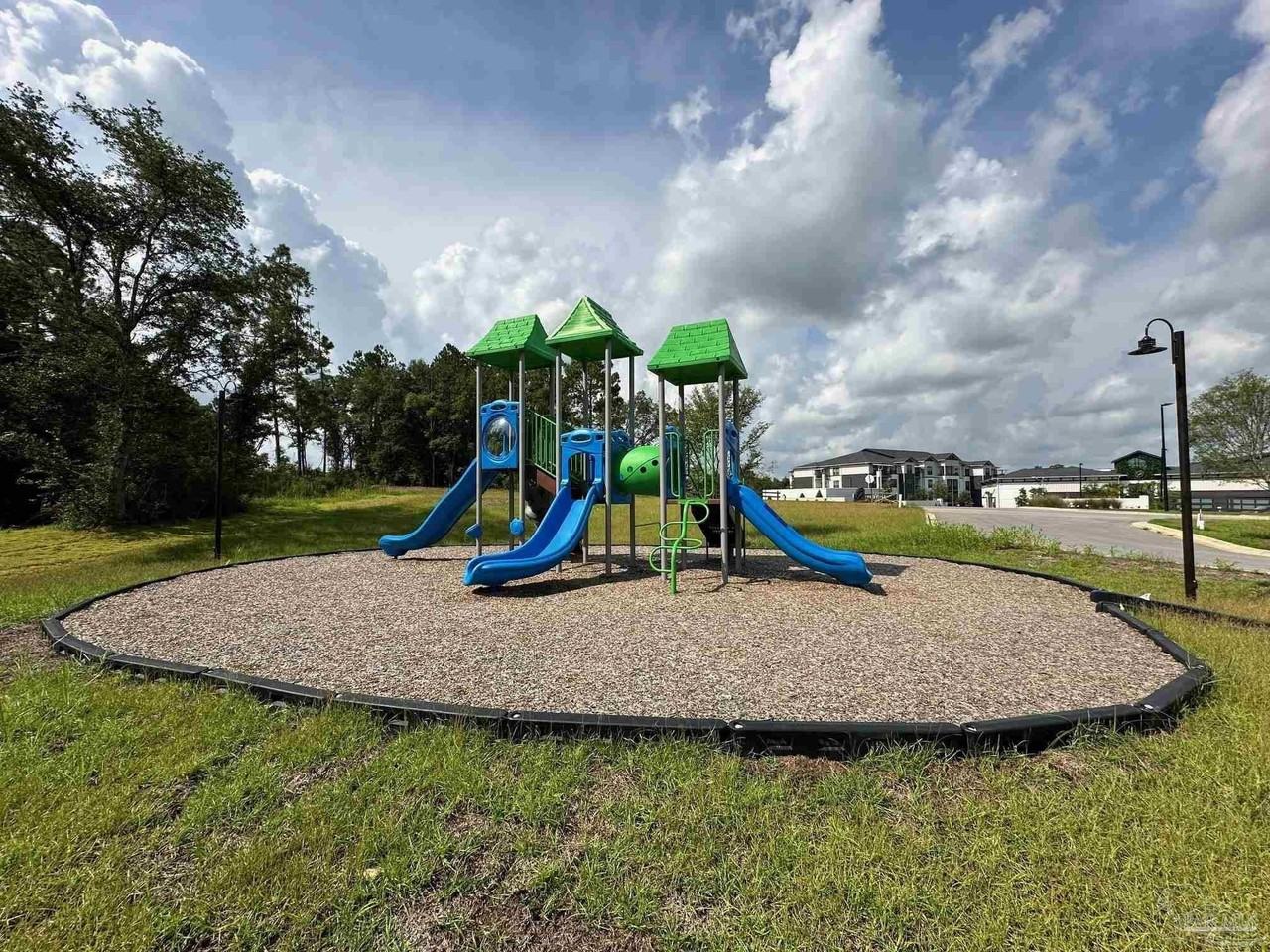 8665 Pathstone Blvd - Photo 7 of 37