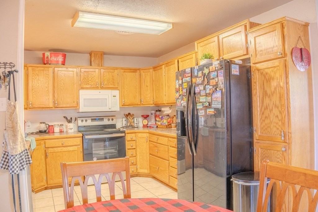 4820 Storey Ave - Photo 7 of 22