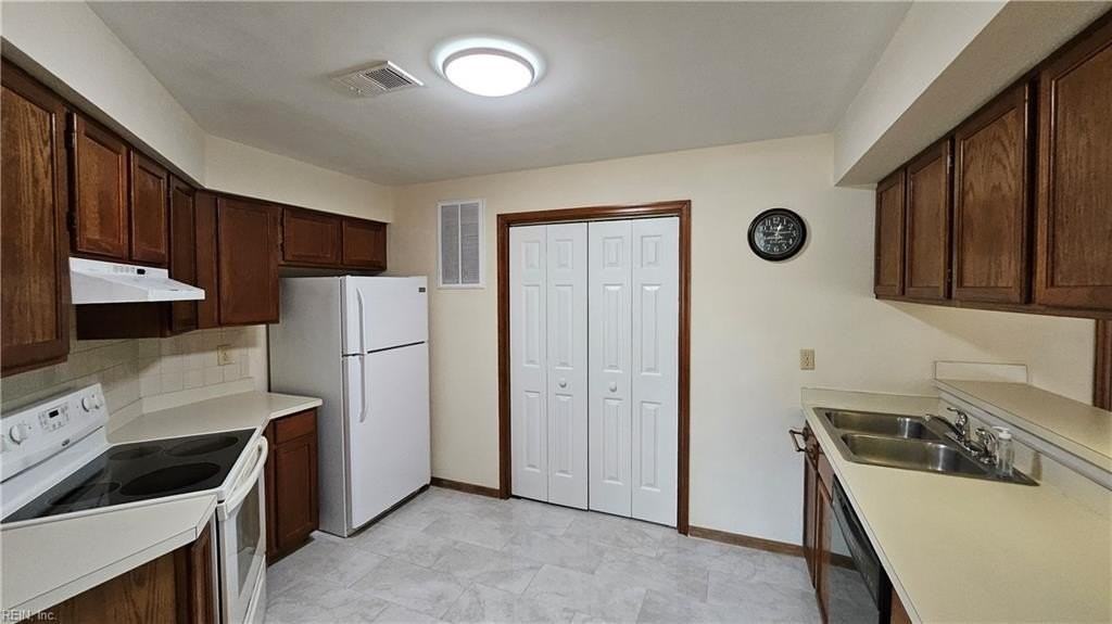 150 Loflin Way - Photo 6 of 18