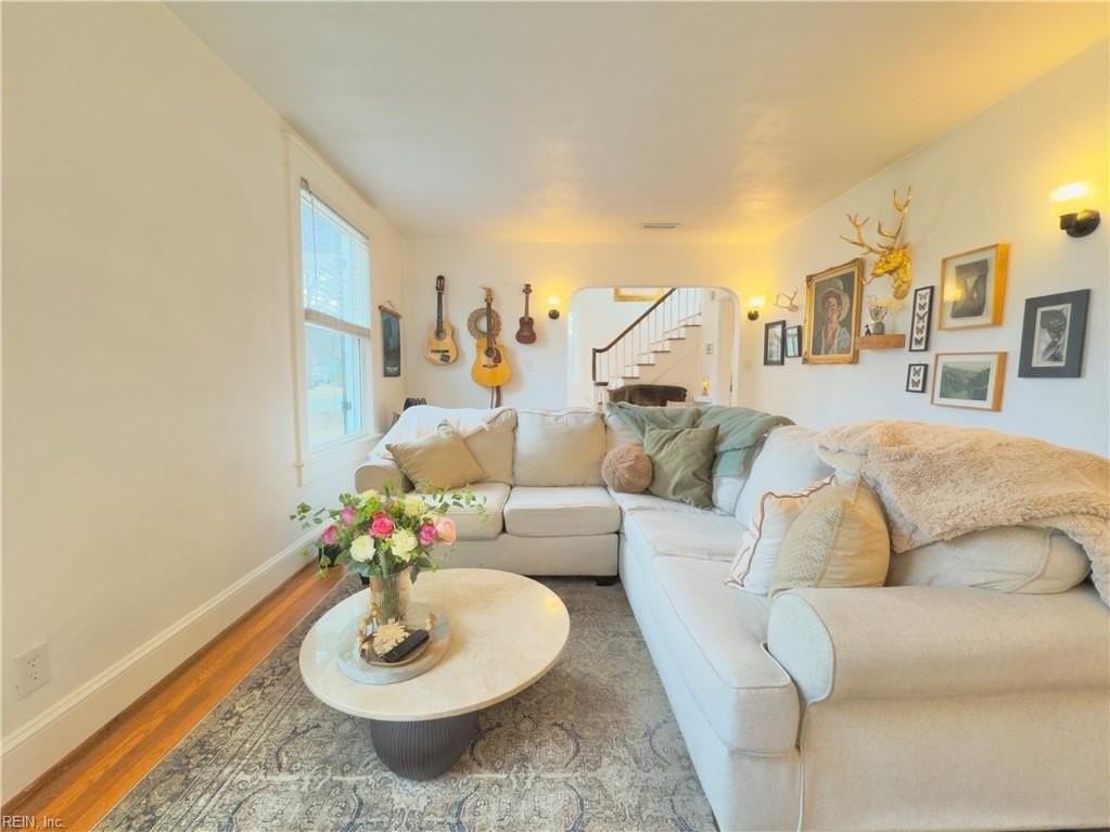 16 Dahlgren Ave - Photo 4 of 28