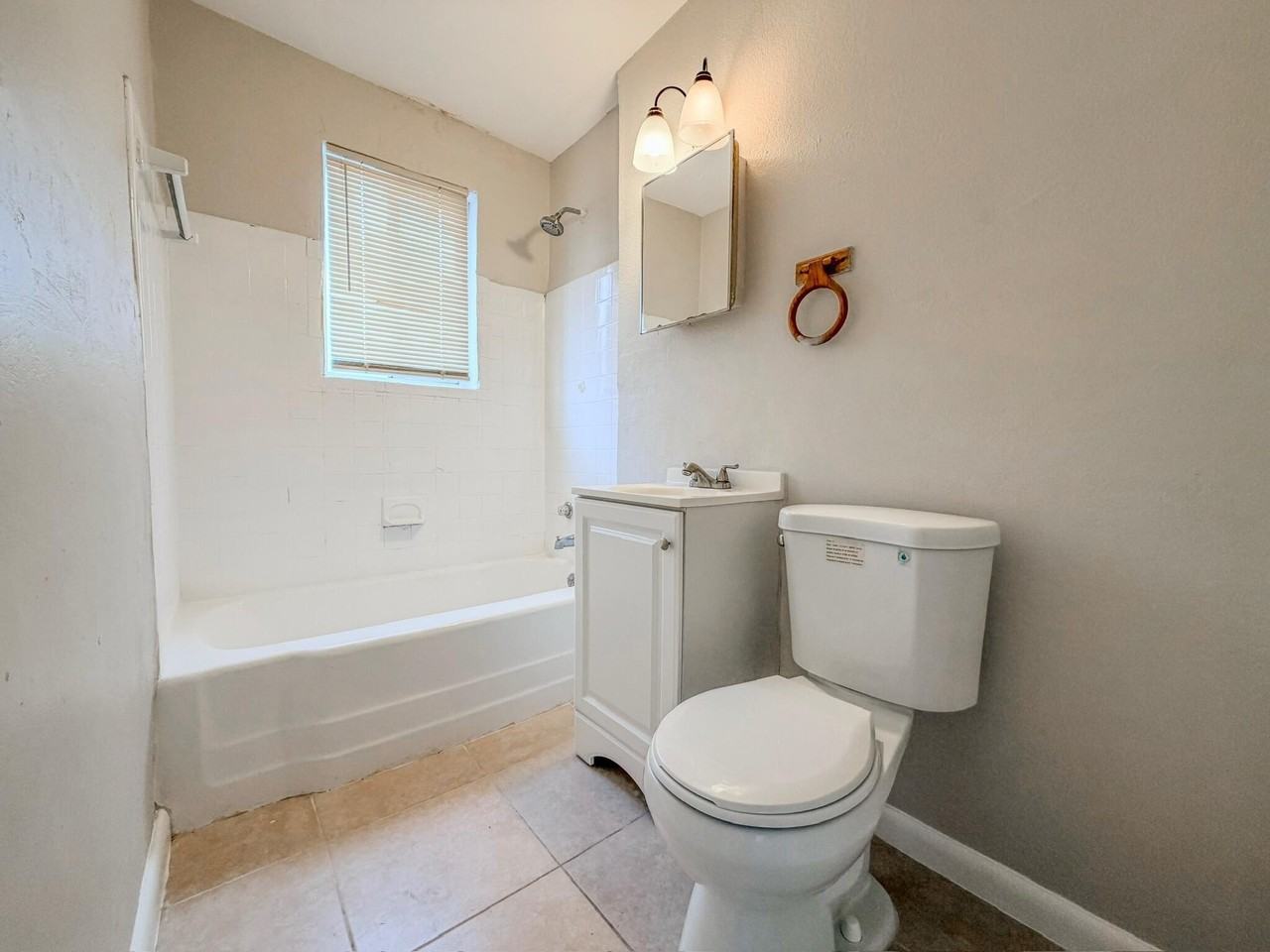 1010 9th St - Photo 7 of 13