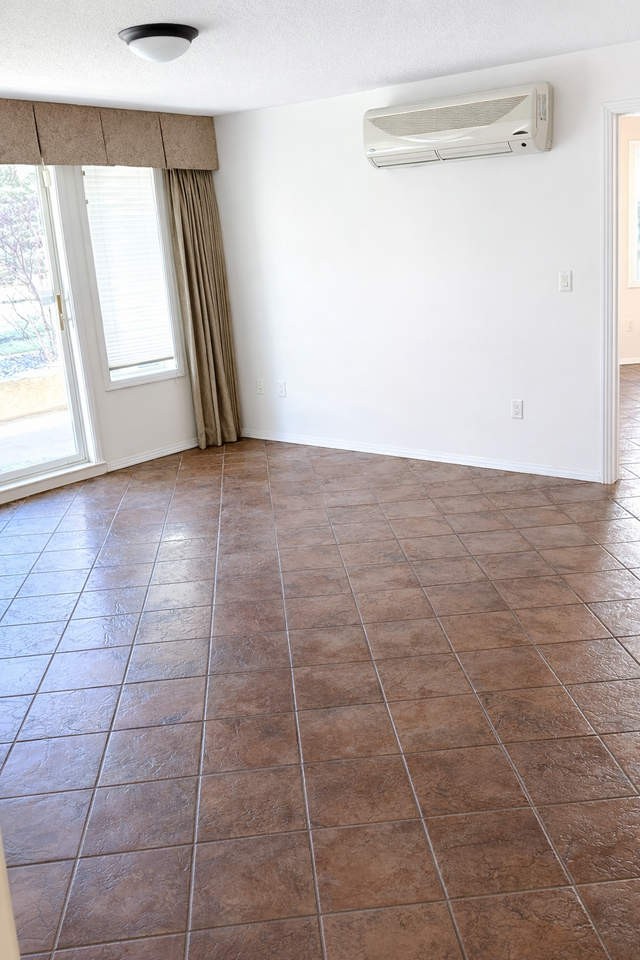 8912 156 St Nw #1 - Photo 6 of 10