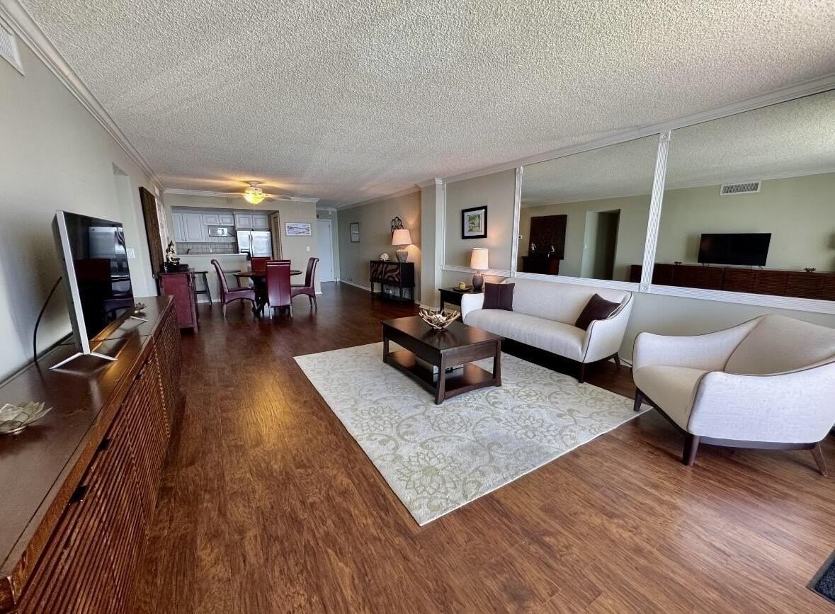 1208 Marine Way Apt 903 - Photo 5 of 9