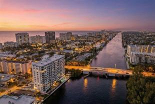 1401 N Riverside Dr Apt 307 - Photo 1 of 1