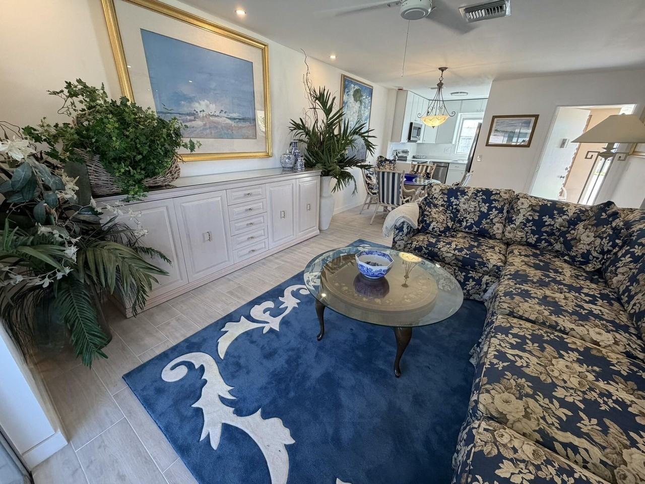 2747 Dudley Dr E Apt D - Photo 4 of 50