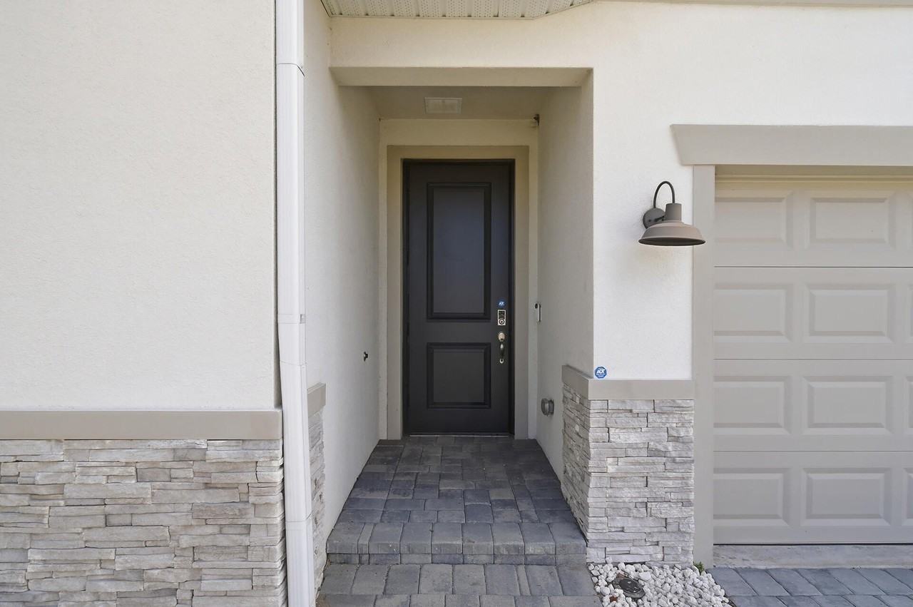8558 Dahlia Cir - Photo 2 of 20