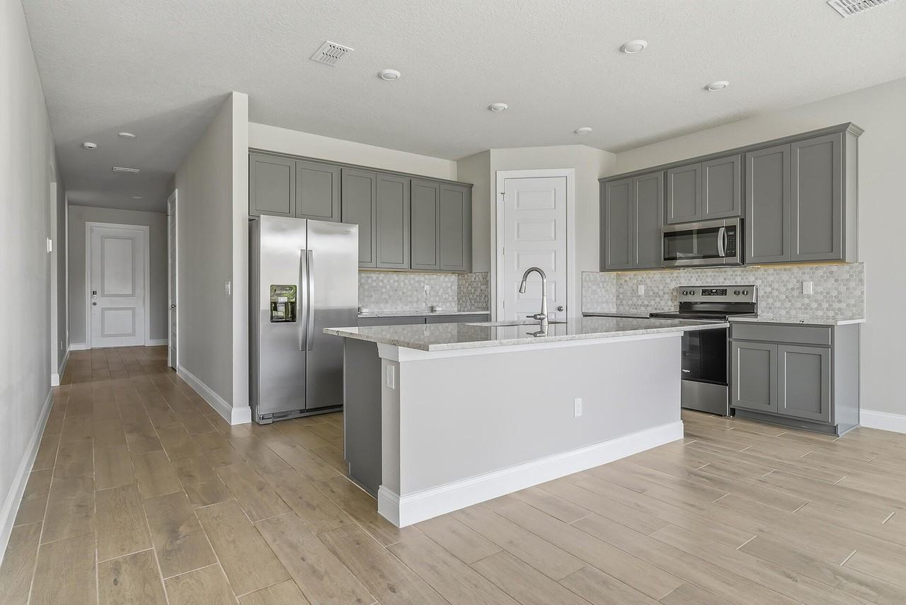 8558 Dahlia Cir - Photo 6 of 20