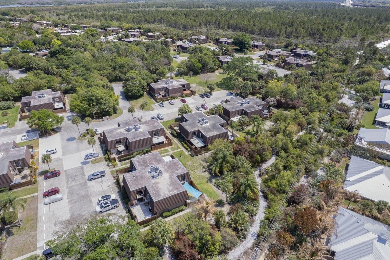 5674 Se Riverboat Dr Unit 131 - Photo 2 of 31