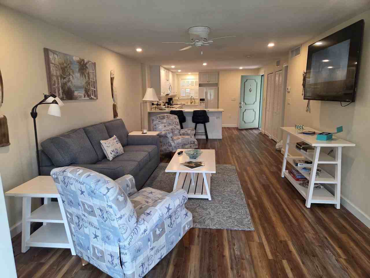 5111 Se Miles Grant Rd Apt 104 - Photo 5 of 15