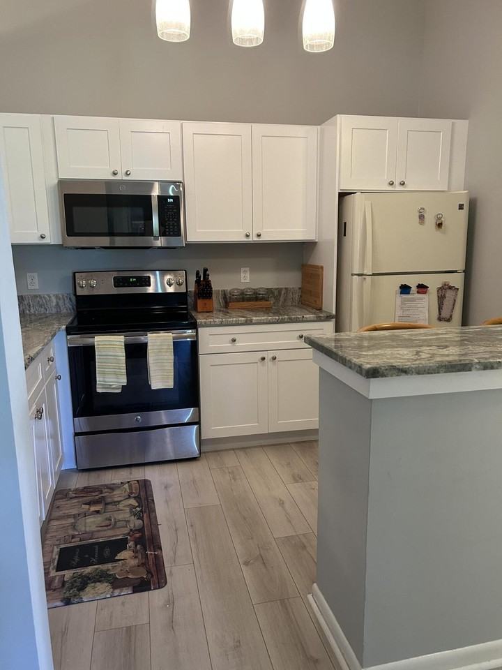 6504 Chasewood Dr #H - Photo 3 of 8