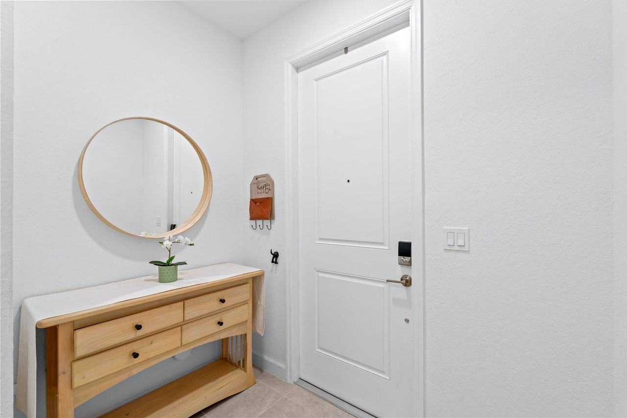 4370 Pond Lily Ln - Photo 3 of 31