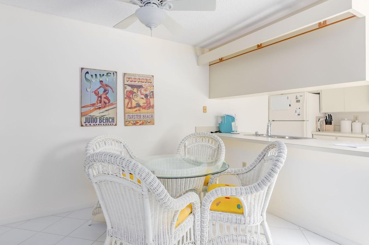 2410 24th Ct - Photo 7 of 33