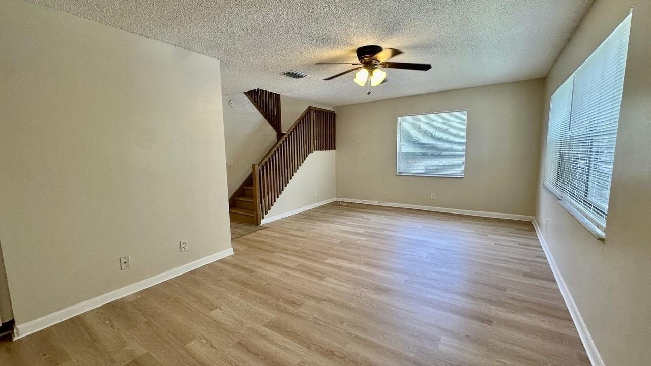 1443 Nw 94th Way #1443 - Photo 3 of 21