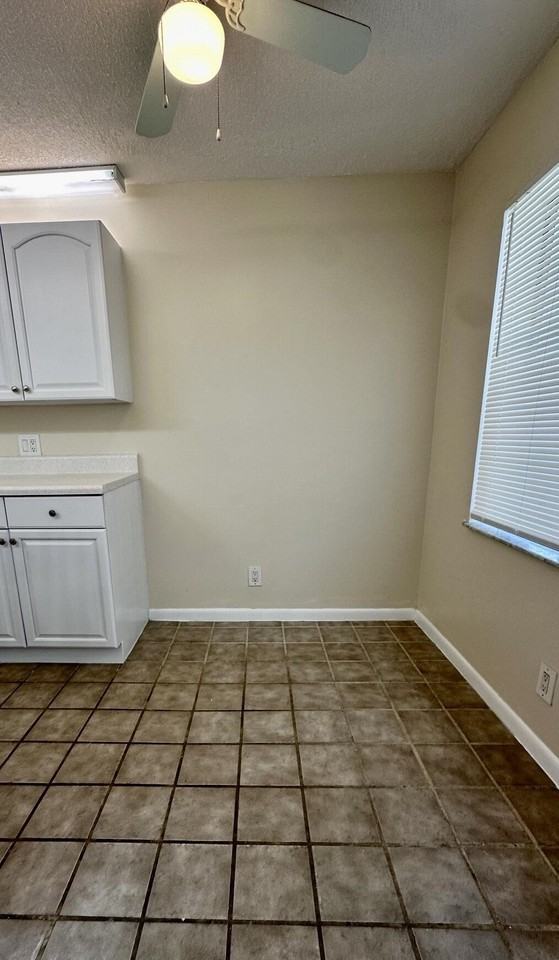 1443 Nw 94th Way #1443 - Photo 7 of 21