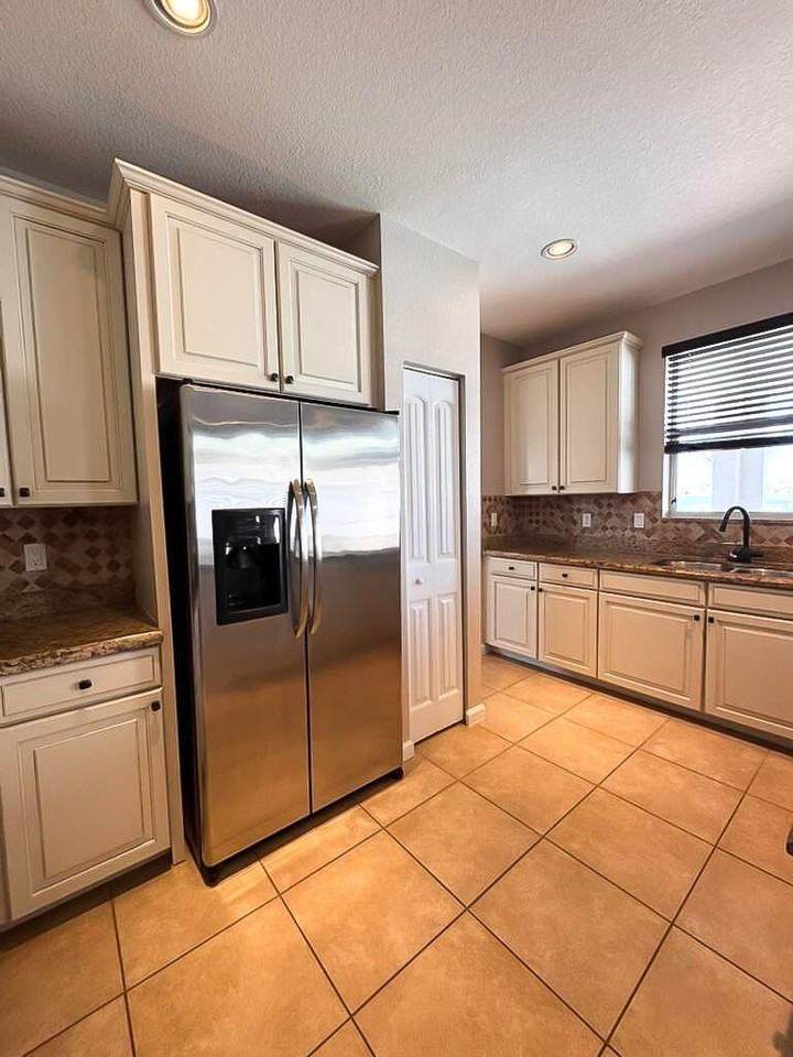 11334 Sw Glengarry Ct - Photo 7 of 14