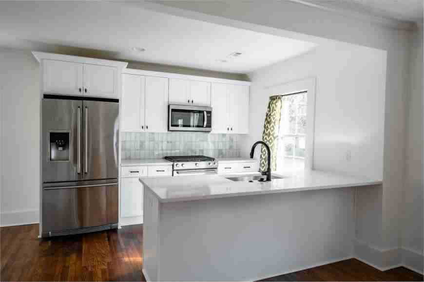 2692 Knox St Ne - Photo 2 of 10