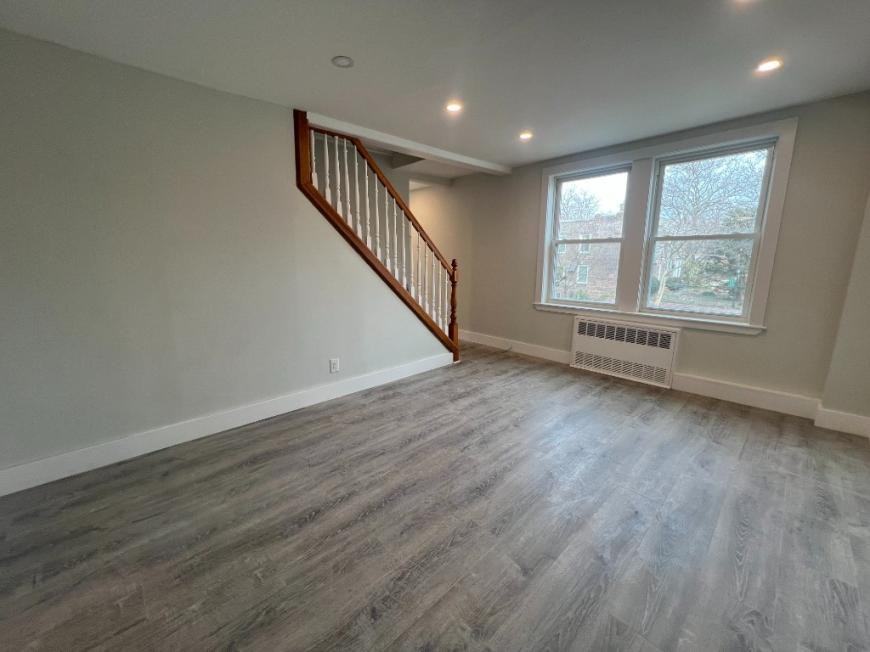 3954 48th St - Photo 3 of 10