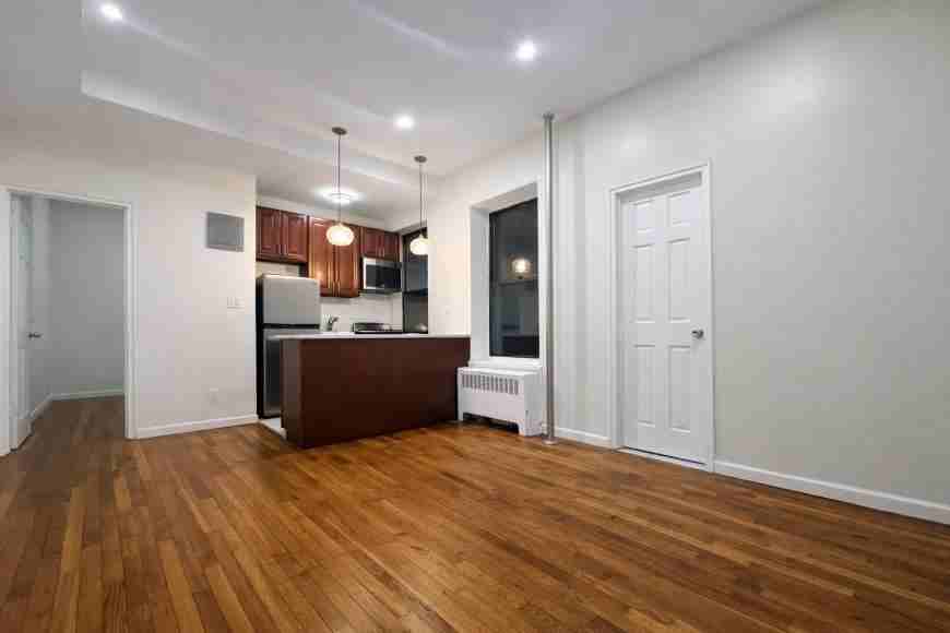 240 W 104th St - Photo 4 of 8