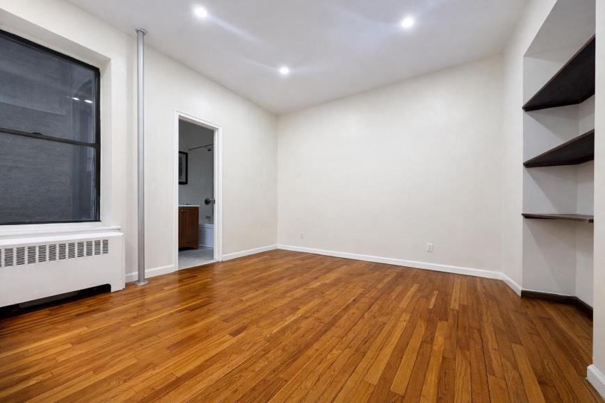 240 W 104th St - Photo 5 of 8