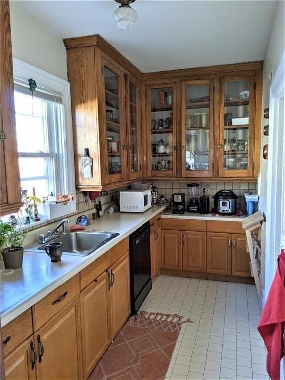 551 Hope St Unit 1 - Photo 5 of 8