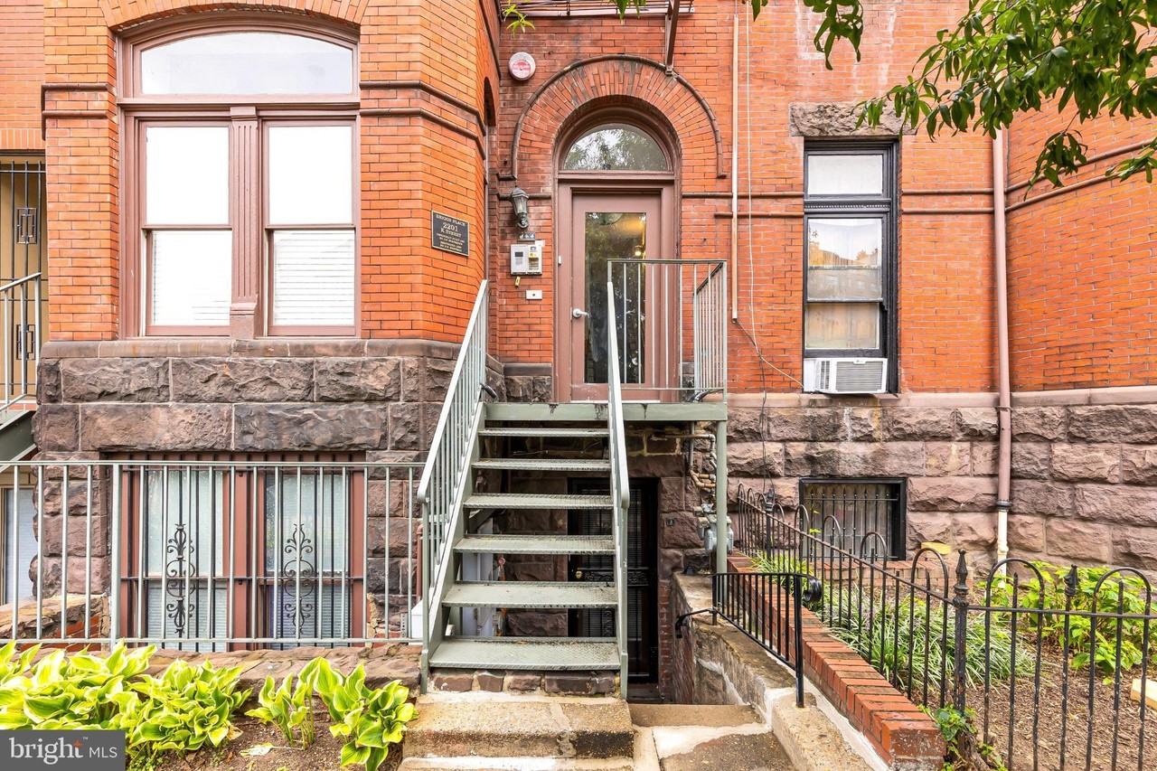 2201 K St Nw Apt 4 - Photo 2 of 22