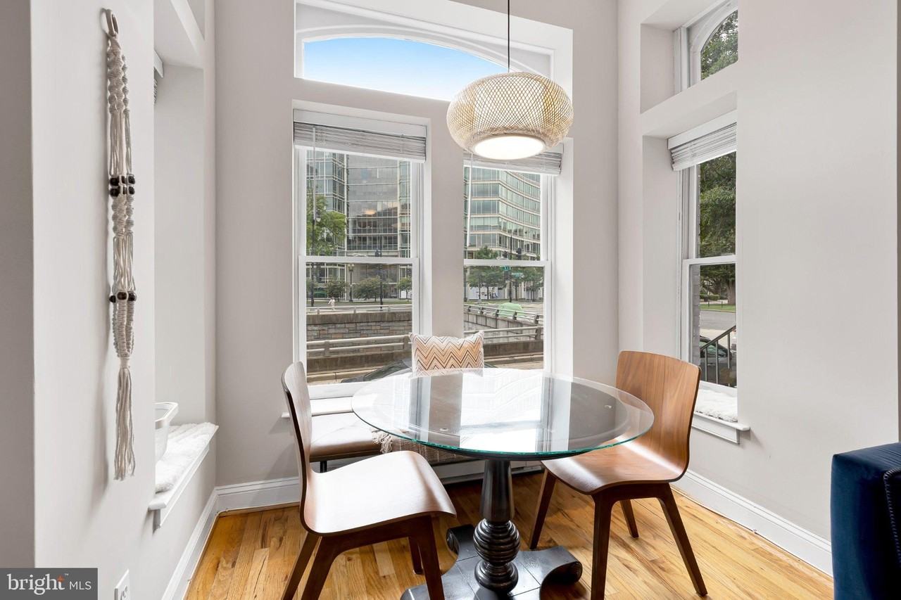 2201 K St Nw Apt 4 - Photo 6 of 22