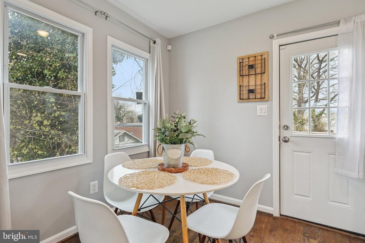 1404 Beaver Heights Ln - Photo 6 of 25