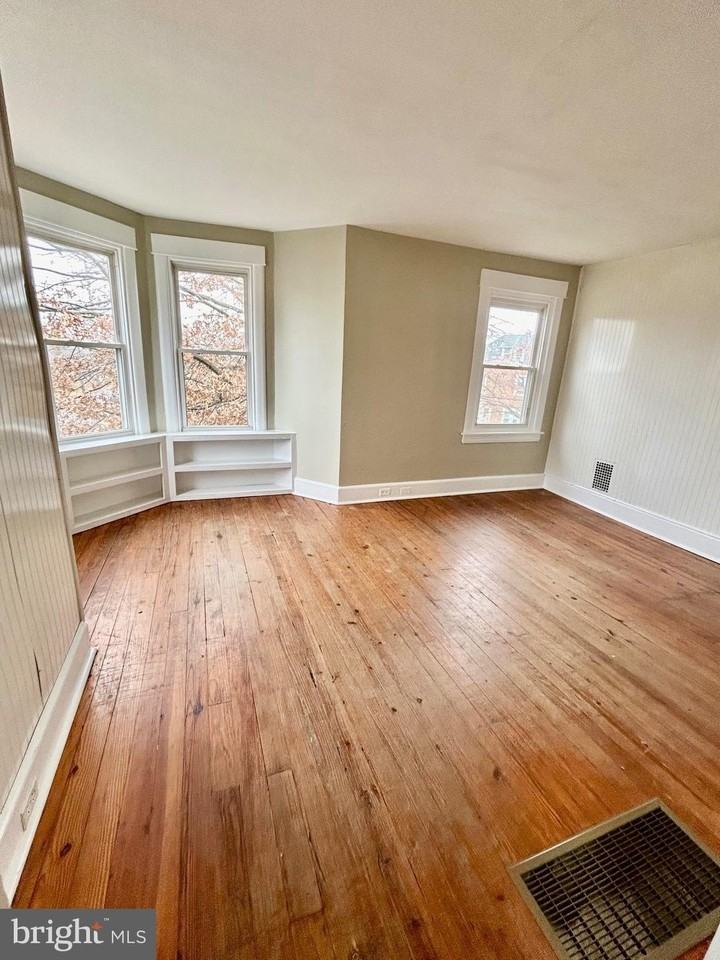 355 Nutt Rd #2 - Photo 6 of 9