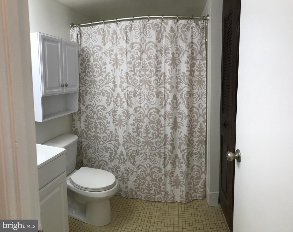 6113 HILLTOP Drive unit: Parkview - Photo 7 of 16