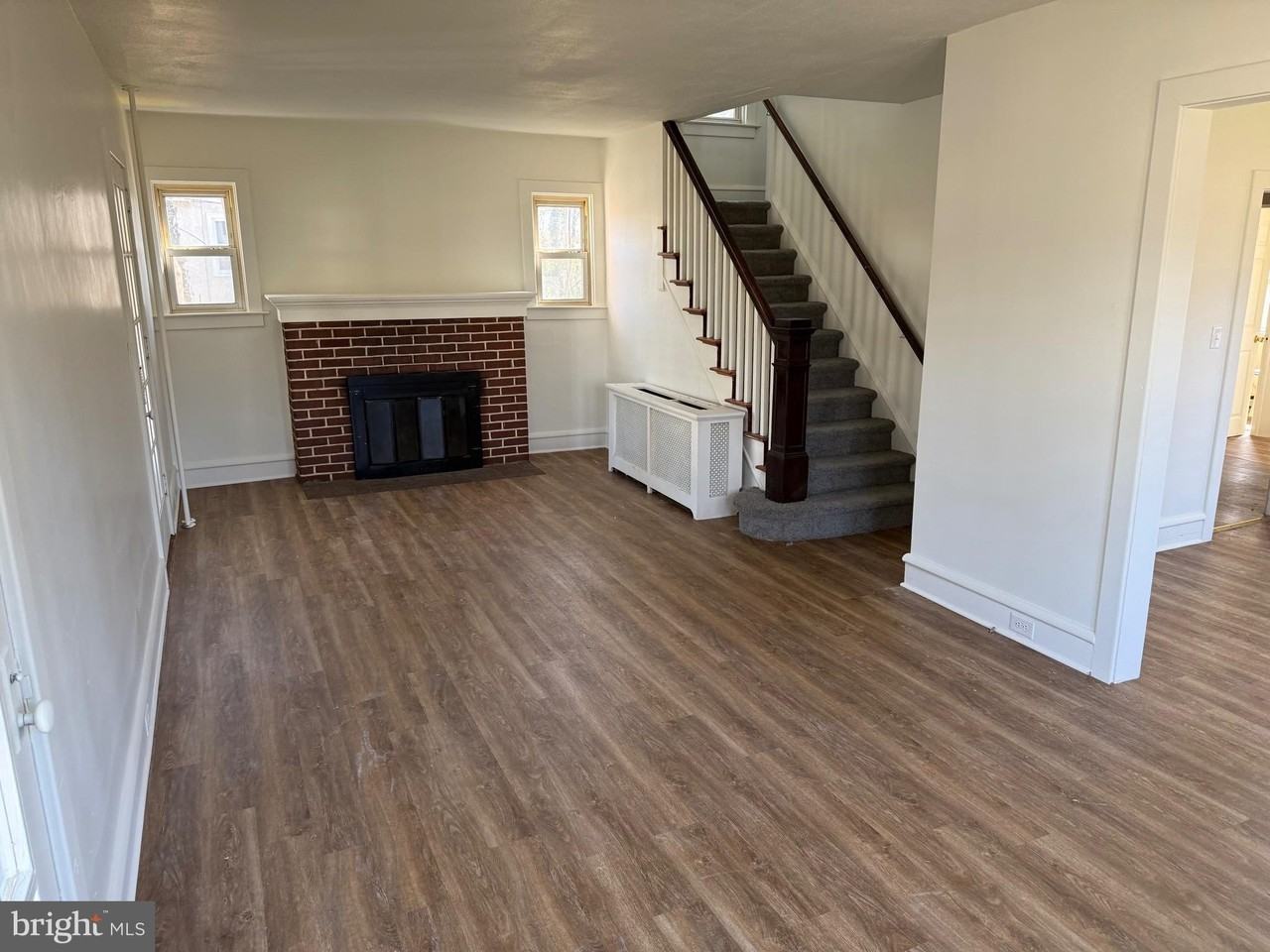 3202 Swede Rd - Photo 5 of 13