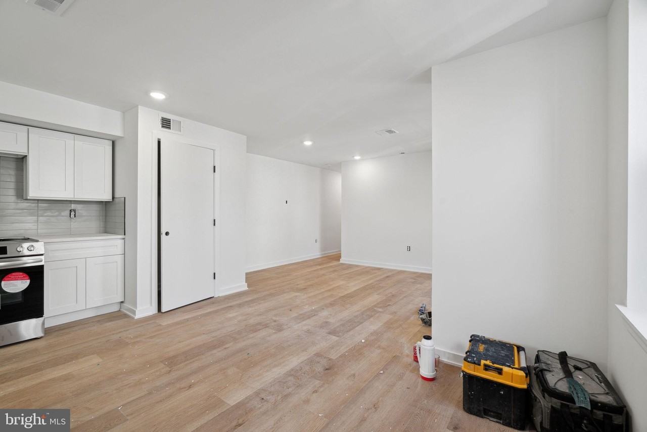 1873 Frankford Ave #2F - Photo 5 of 20