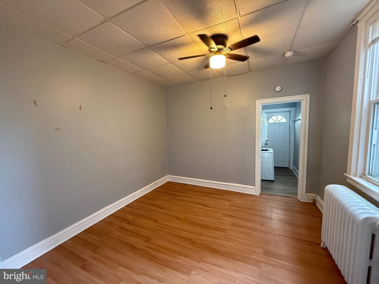 2423 E Allegheny Ave Fl 1 - Photo 4 of 9