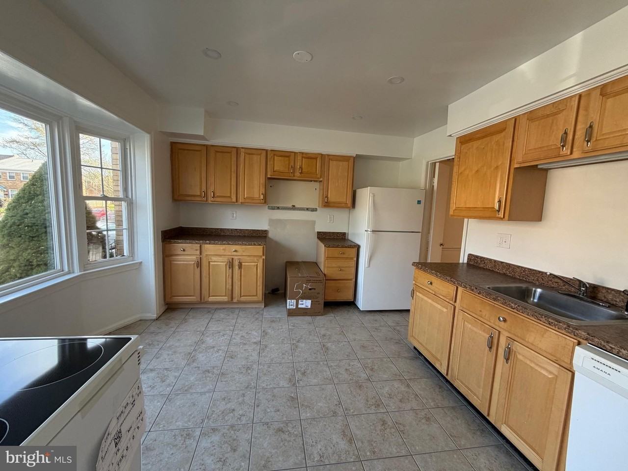 2998 Covington St - Photo 2 of 16