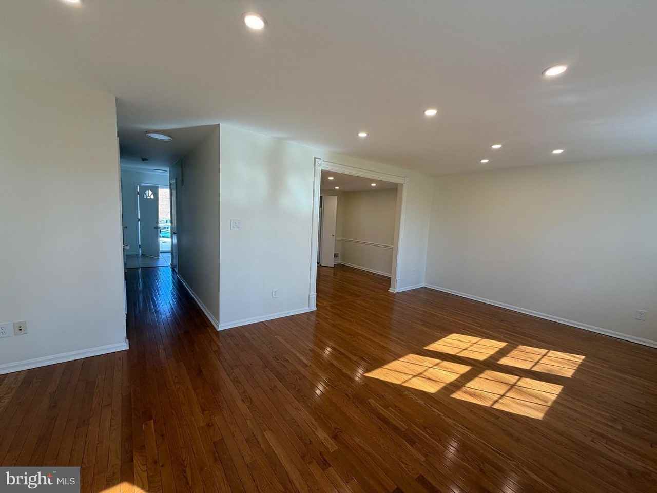 2998 Covington St - Photo 4 of 16