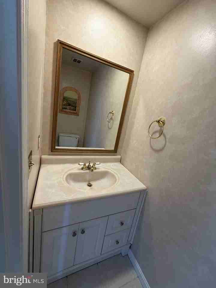 2998 Covington St - Photo 6 of 16