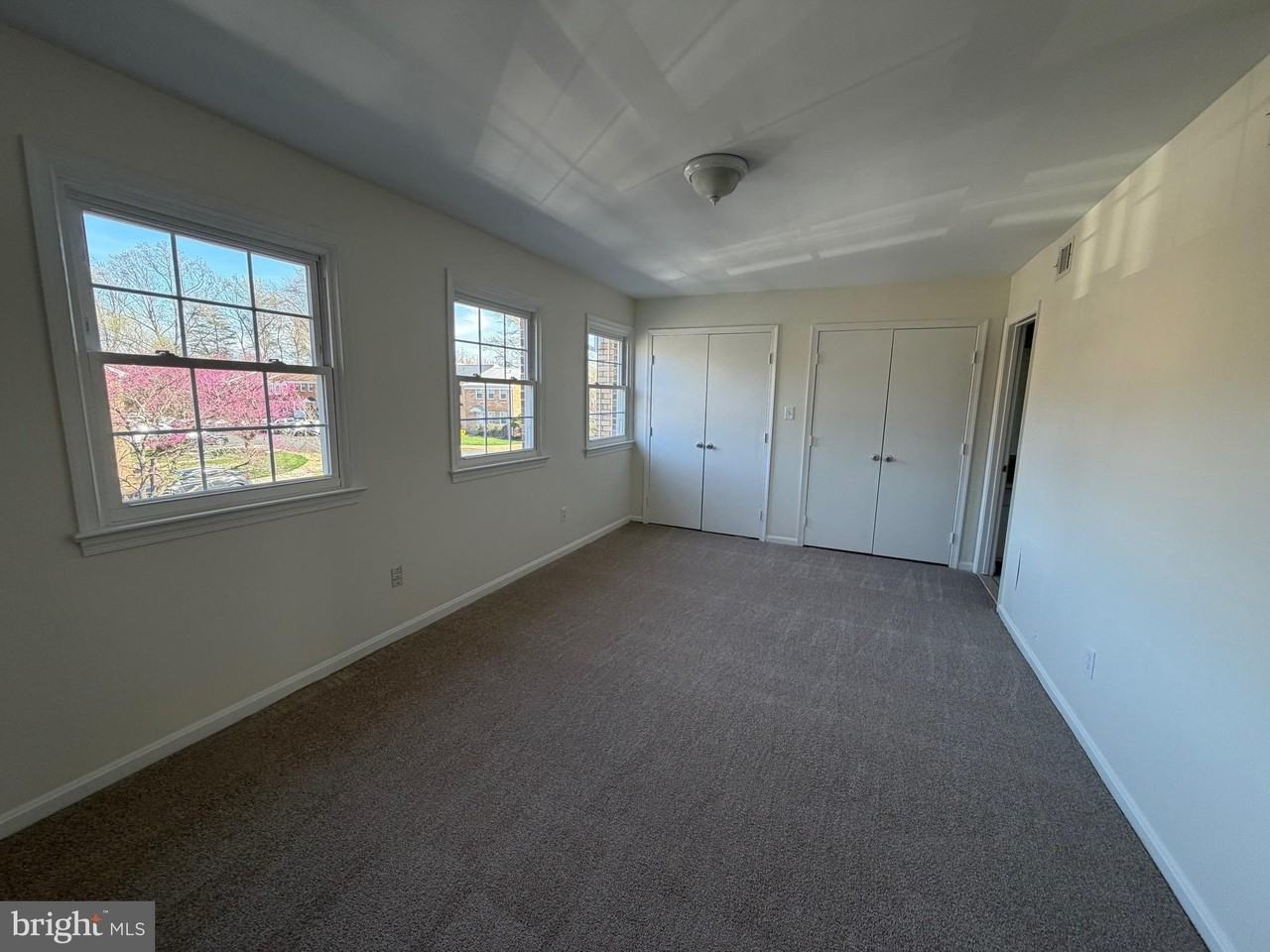 2998 Covington St - Photo 7 of 16