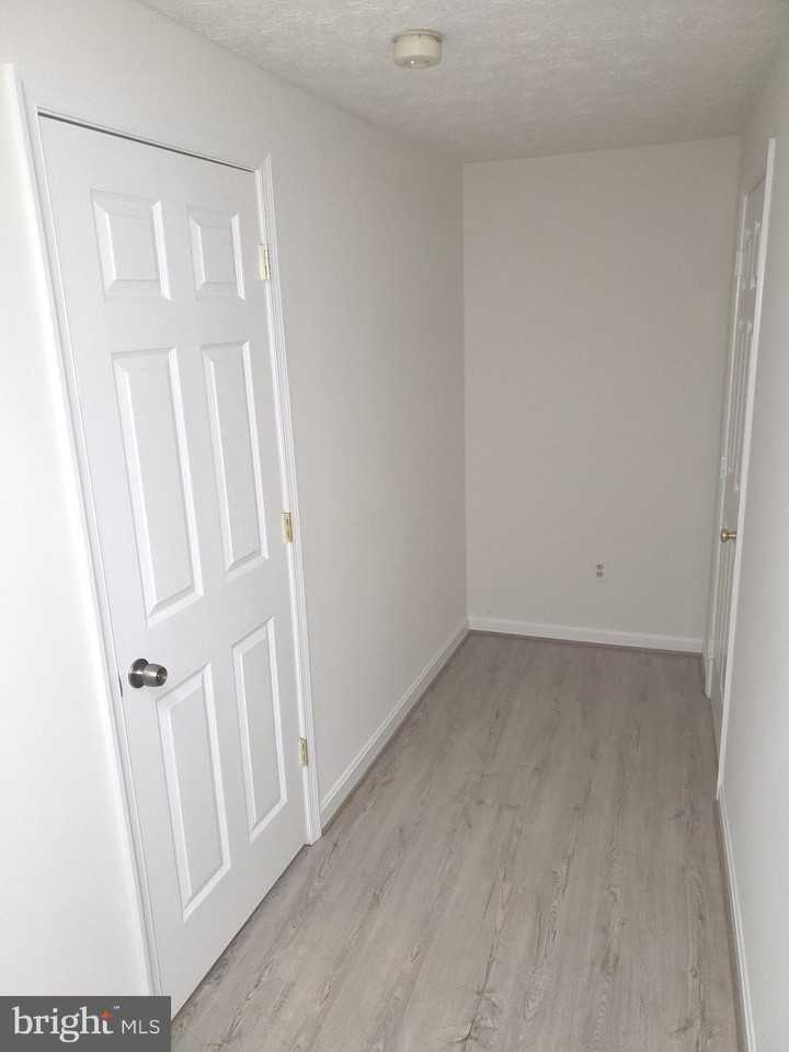 7495 Digby Grn - Photo 3 of 11